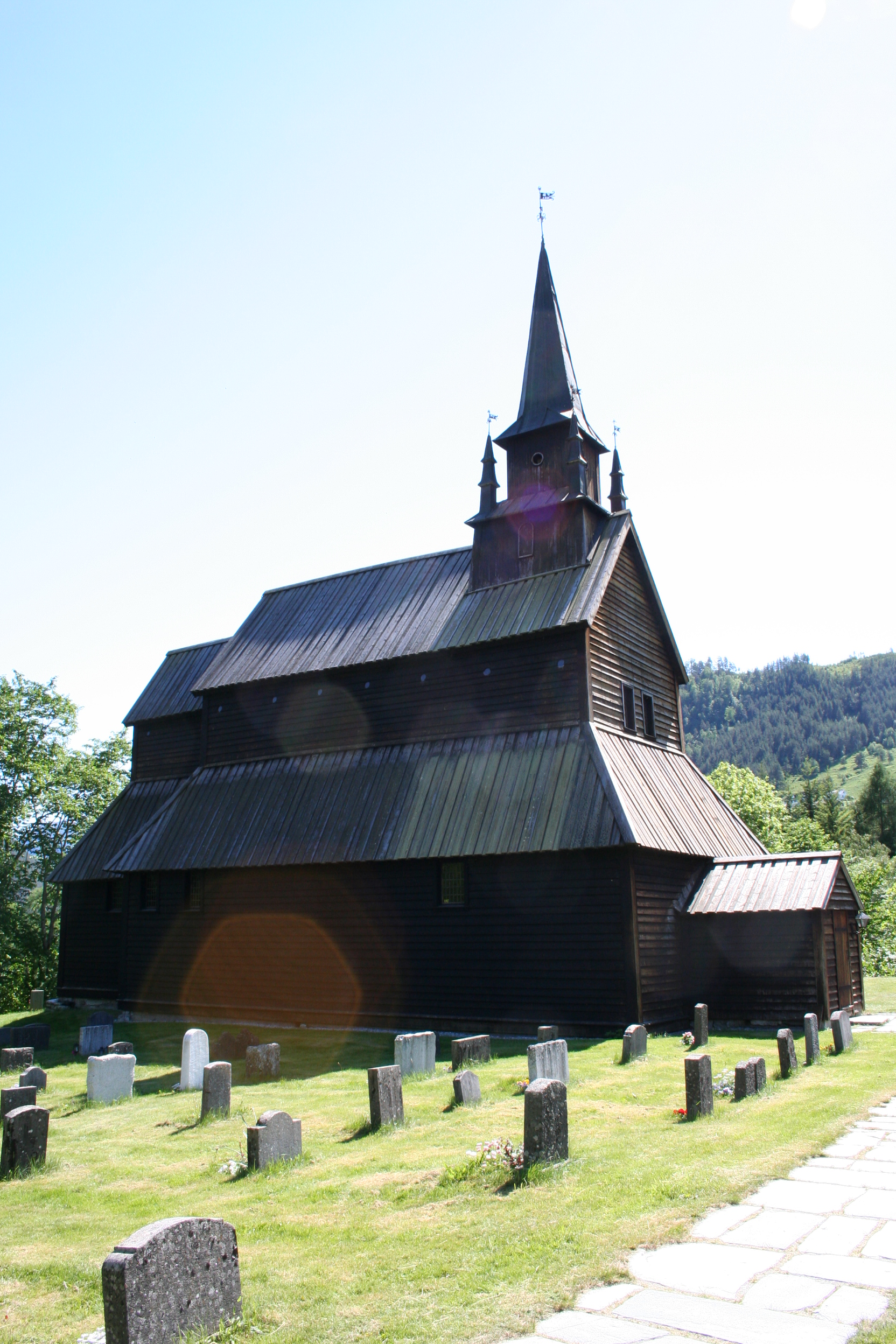 Foto av Kaupanger stavkyrkje